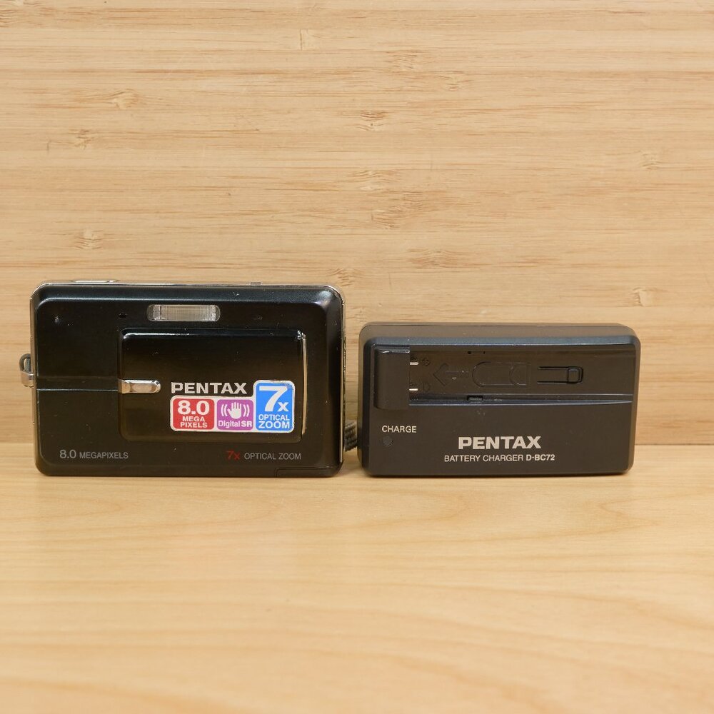 Pentax Optio Z10 8 MP Digital Camera, 7x Optical Zoom,Black